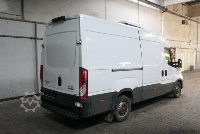 Fourgon isotherme frigorifique IVECO 35S16 Daily, Kerstner, 3.300mm lang, Klima