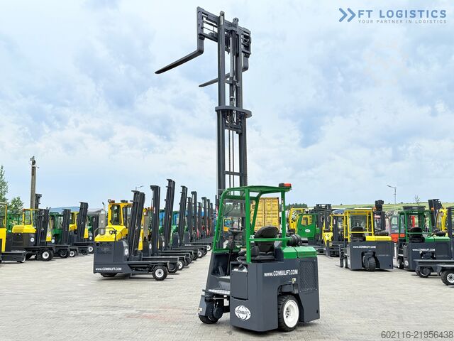 čtyřcestný vysokozdvižný vozík Combilift CB3000 / TRIPLEX 4900MM / FREE LIFT