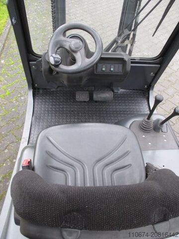 Empilhadeira diesel Linde H16D-03