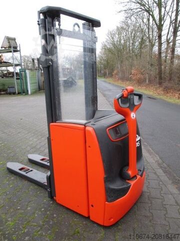 Empilhador manual Linde L16