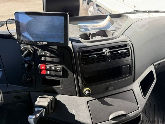 Furgone chiuso MERCEDES-BENZ ATEGO 818 L Koffer 6,10 m LBW 1 to.*AHK*EURO 6E