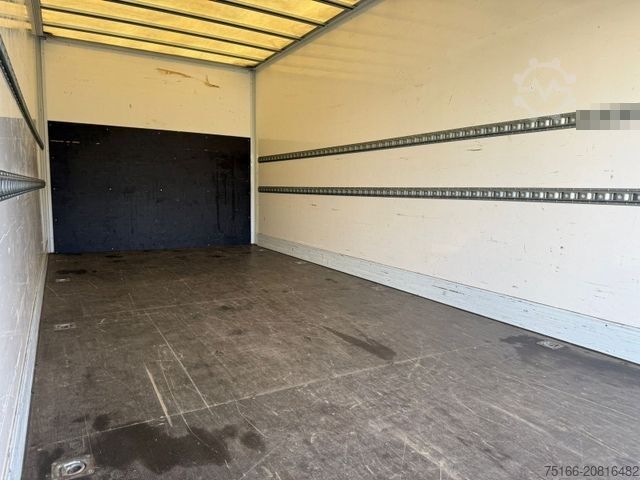 Furgone chiuso MERCEDES-BENZ ATEGO 818 L Koffer 6,10 m LBW 1 to.*AHK*EURO 6E