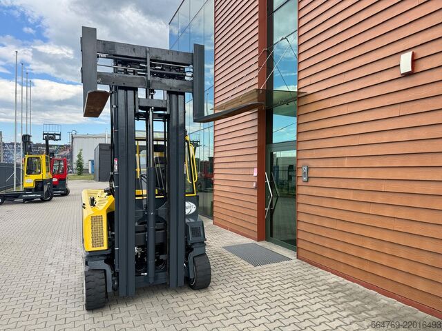 Empilhadeira multidirecional Combilift CB4500//2019 year // New price