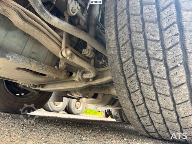 Standard tractor Volvo FH16 650 6x4 Truck