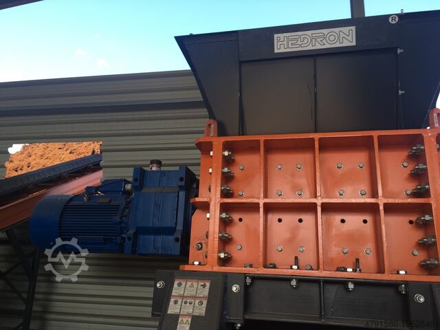 Dubbelassige versnipperaar van het type Shredder.