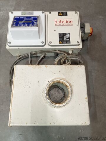 Safe line Mettler Toledo through-conveyor metal detection  
