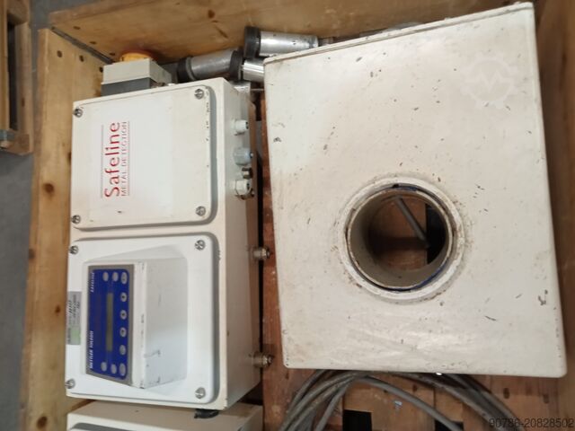 Safe line Mettler Toledo through-conveyor metal detection  
