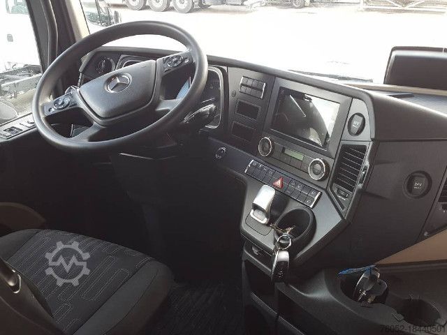 Trattore stradale standard Mercedes-Benz Actros 1853