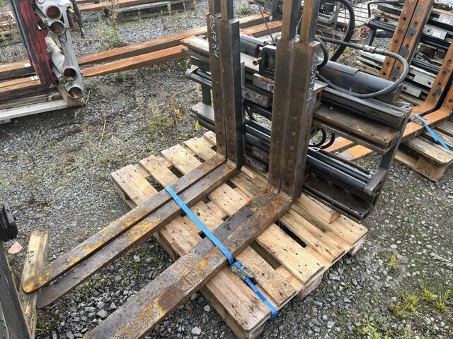 Multi-pallet handler 2/1 profile type Kaup 2T429