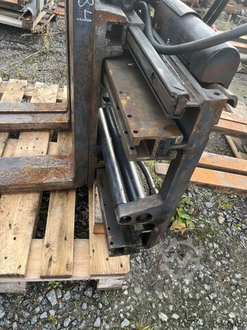 Multi-pallet handler 2/1 profile type Kaup 2T429