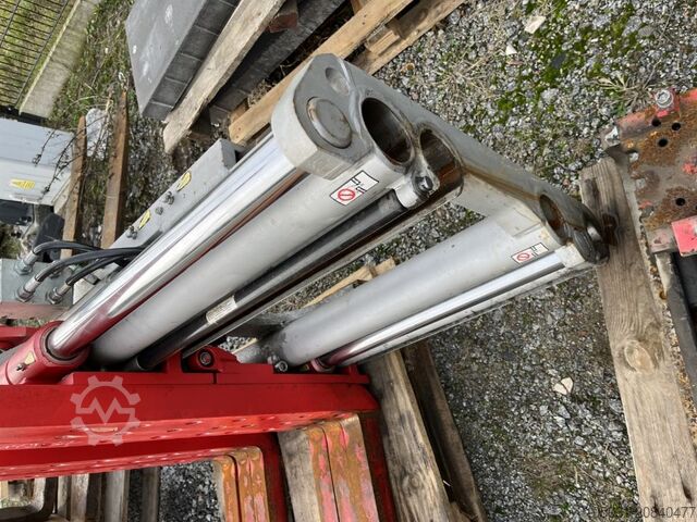 Multi-pallet handler Durwen DRPK45C