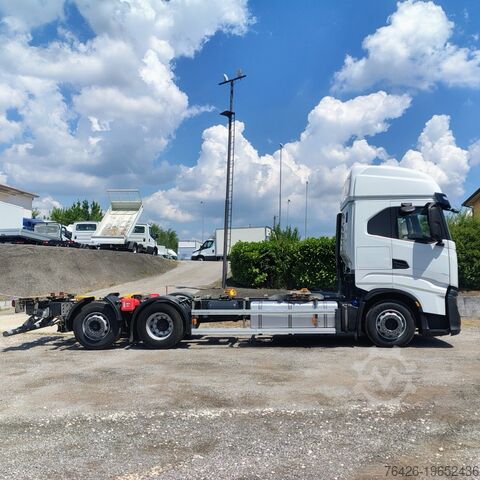 Caroserie mobilă / șasiu Iveco S Way AS 260 S 48 Y/FP CM