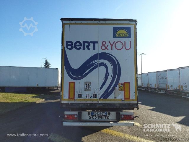 Semi-remorque bâchée Schmitz Cargobull Semitrailer Curtainsider Standard