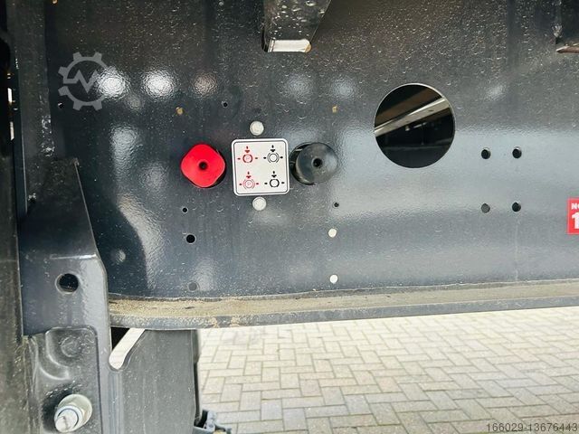 Semirimorchio con piattaforma di lavoro KÄSSBOHRER K.SPS Plattform Auflieger Sofort Verfügbar