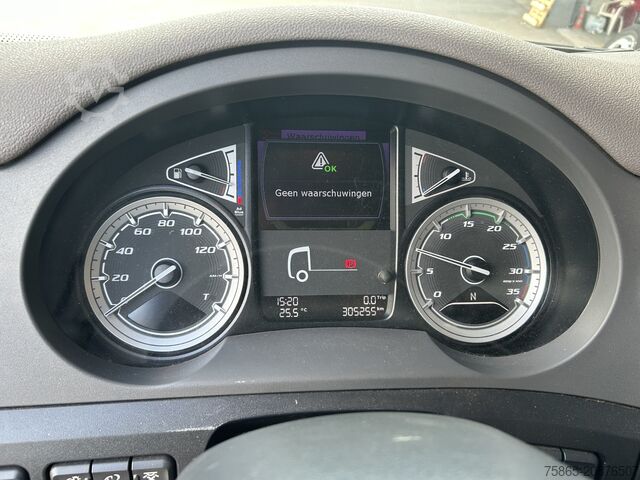 Refrigerated/freezer transport DAF CF 260 FA / Carrier Koeler - 30 gr / Chereau Fr...