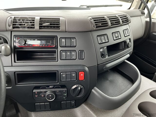 Refrigerated/freezer transport DAF CF 260 FA / Carrier Koeler - 30 gr / Chereau Fr...