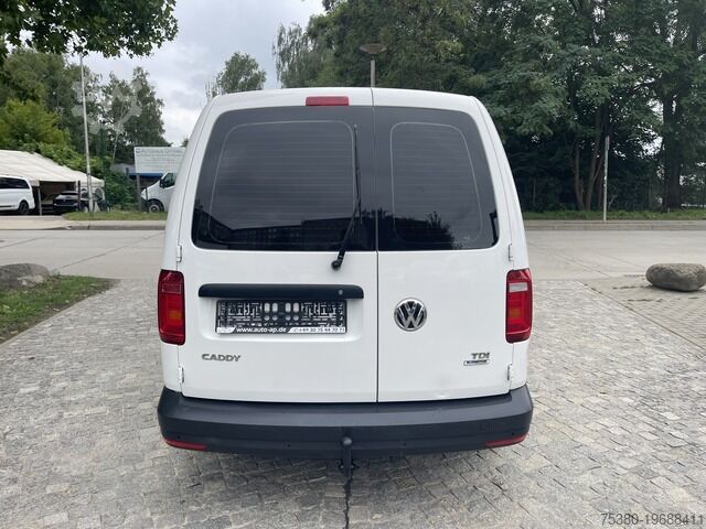 Panelová dodávka Volkswagen Caddy 1.6TDI 75kW BMT Maxi *Klima*AHK