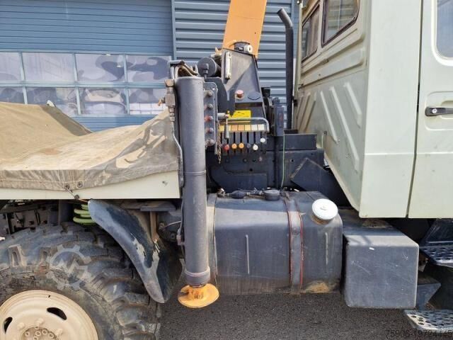 Pick-up bestelwagen Unimog 403A