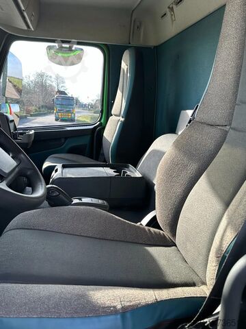 Tipper with crane Volvo FM 430 !!8X4 TRIPLE!! EURO6!! Z-KRAAN!!/KIPPER!...