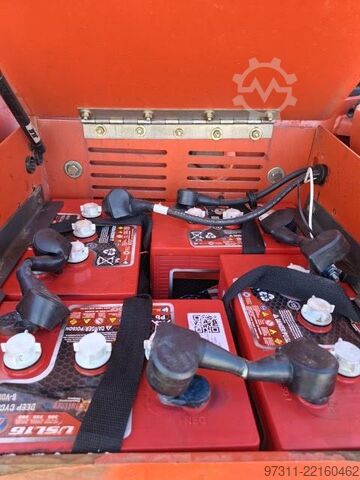 Plataforma de trabalho telescópica articulada JLG M600JP