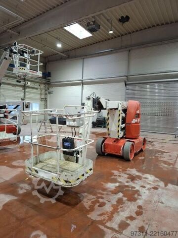 Plataforma de trabalho telescópica articulada Manitou 120AETJ C 3D