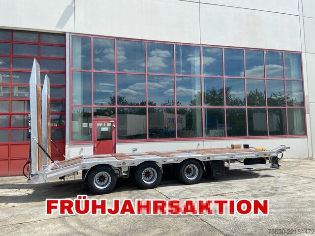 Remolque de plataforma baja Möslein TT 31  31 t GG Tridem- Tieflader 3 Achs, gelenktNeufahrzeug
