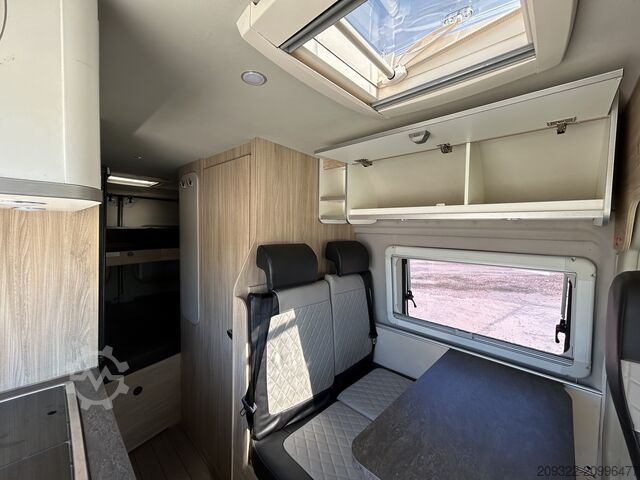 Caravan/camper Fiat Weinsberg Carabus 600 K | 4 posti letto | Completamente attrezzato