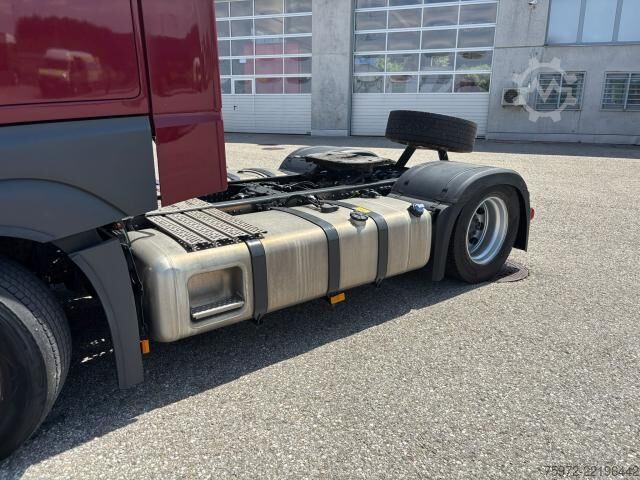 Standard nyergesvontató  Actros 1845 LS nRL Low Liner