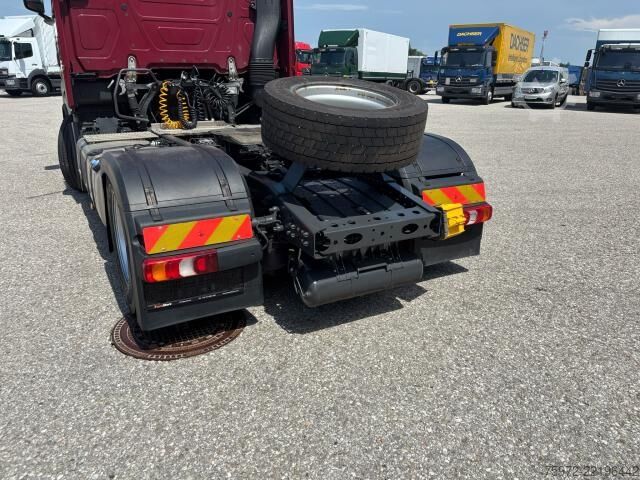 Standard nyergesvontató  Actros 1845 LS nRL Low Liner