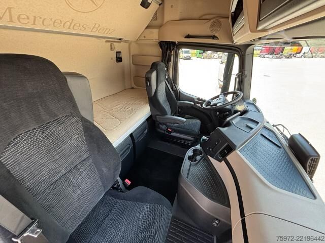 Standard nyergesvontató  Actros 1845 LS nRL Low Liner