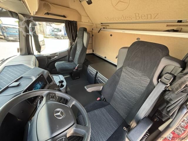 Standard nyergesvontató  Actros 1845 LS nRL Low Liner