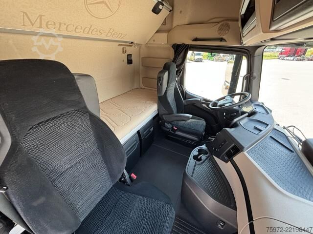 Standard nyergesvontató  Actros 1845 LS nRL Low Liner