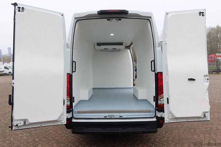 Gekoelde bakwagen Iveco Daily 35S16 Koelen/vriezen/verwarmen Carrier Xa...