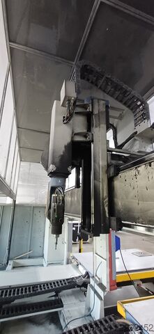 Centru de prelucrare MAKA KPF-335RT