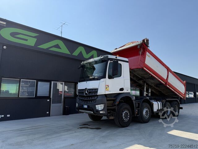 Sklápěcí vůz Mercedes-Benz Arocs 4145K 8x4 40Ton Euro6 20cbm