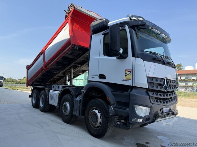 Sklápěcí vůz Mercedes-Benz Arocs 4145K 8x4 40Ton Euro6 20cbm