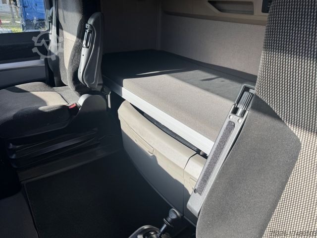 Standaard trekker MAN TGX 18.460 mit Standklimaanlage