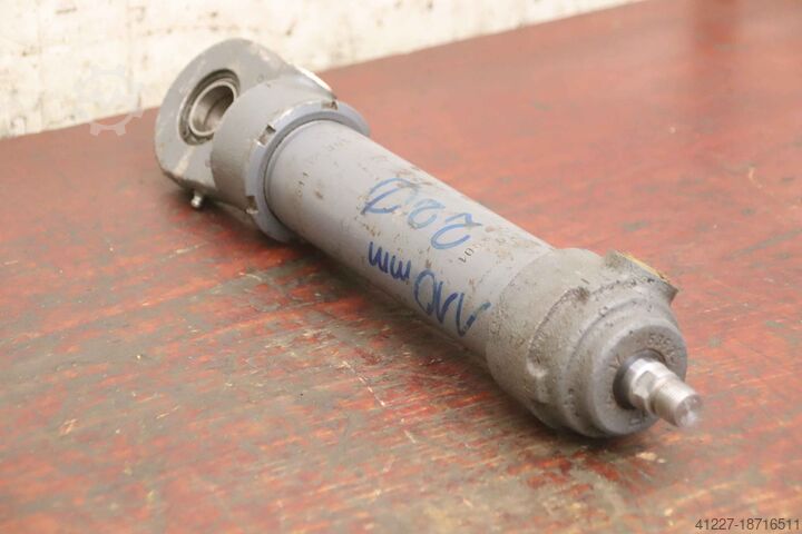 Cylinder hydrauliczny unbekannt Hub 110 mm