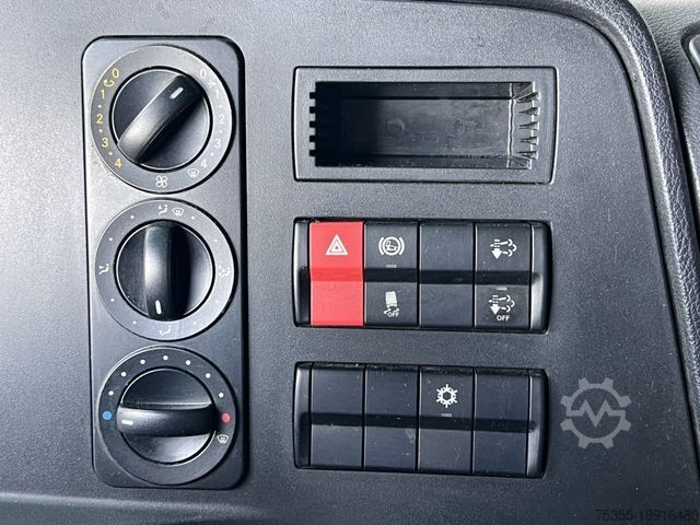 Dobozos furgon MERCEDES-BENZ Atego 818 Klima AHK 6,05m Koffer LBW Tempomat