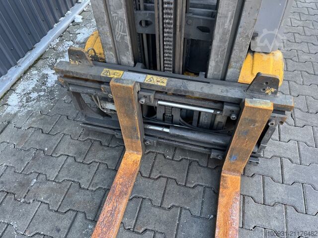 Elektrisk 3 -hjulet gaffeltruck Jungheinrich EFG216k