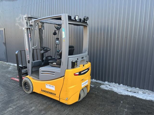 Elektrisk 3 -hjulet gaffeltruck Jungheinrich EFG216k