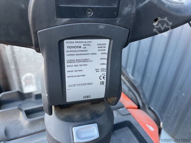 Stand-on gaffeltruck BT SPE200D
