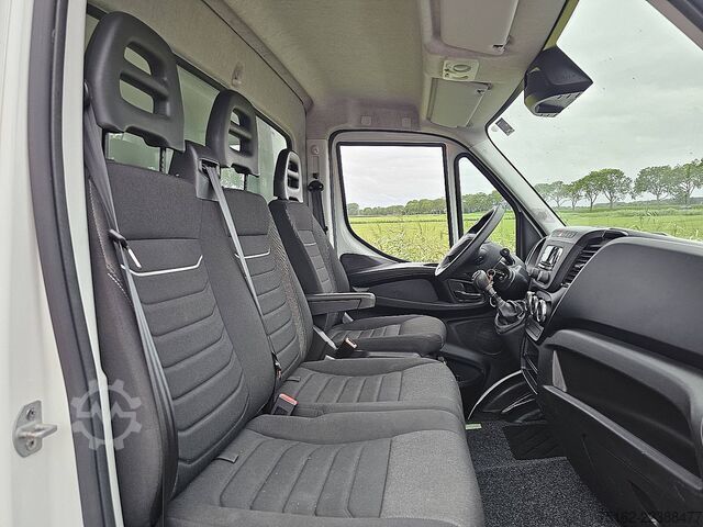 Bavul IVECO DAILY 35C16 Bakwagen 3.0Ltr AC!