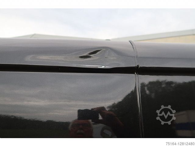 Zárt kocsi Opel Vivaro B