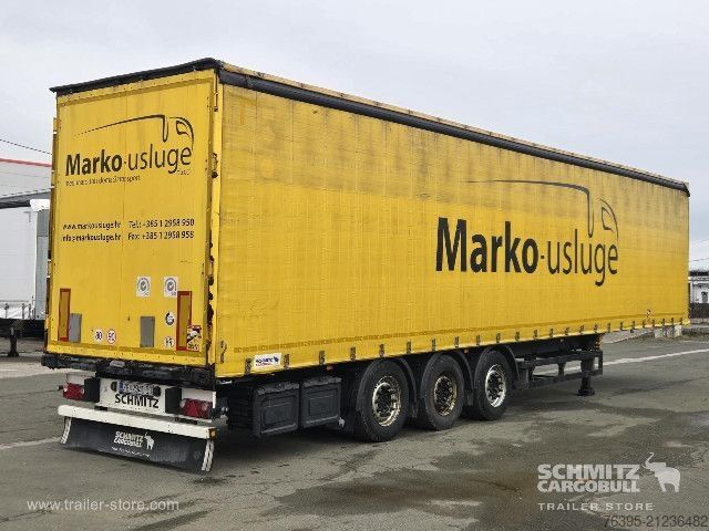 Open semitrailer with tarp Schmitz Cargobull Semitrailer Curtainsider Standard