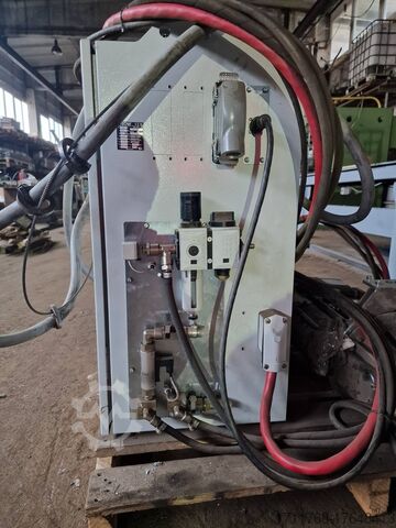 Ponthegesztő gép TECNA 3183