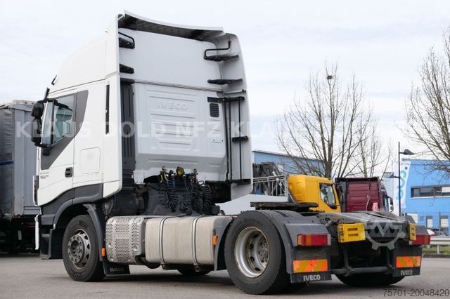 Tractor estándar IVECO Stralis 480 Hi-Way Retarder Navi 2-Tanks Euro 6