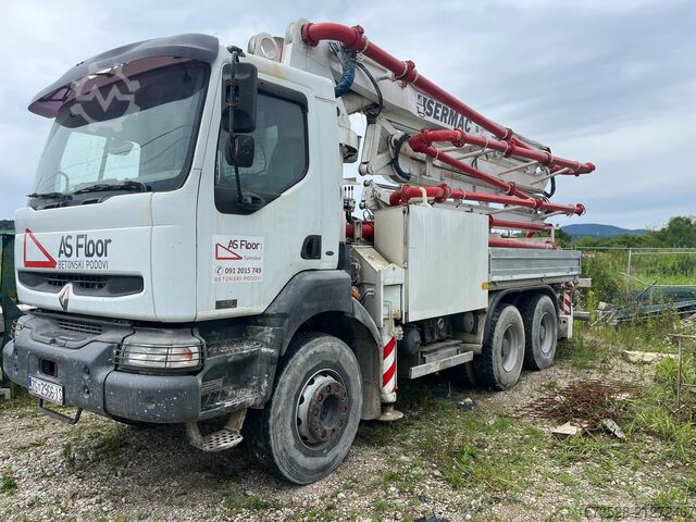 Concrete pump Renault XERAX DM8203DEST05