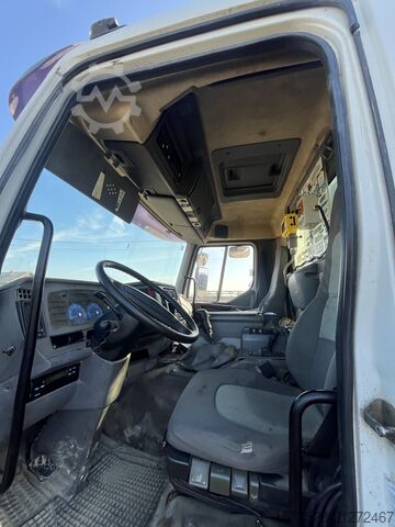 Concrete pump Renault XERAX DM8203DEST05