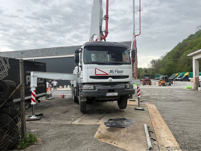 Concrete pump Renault XERAX DM8203DEST05